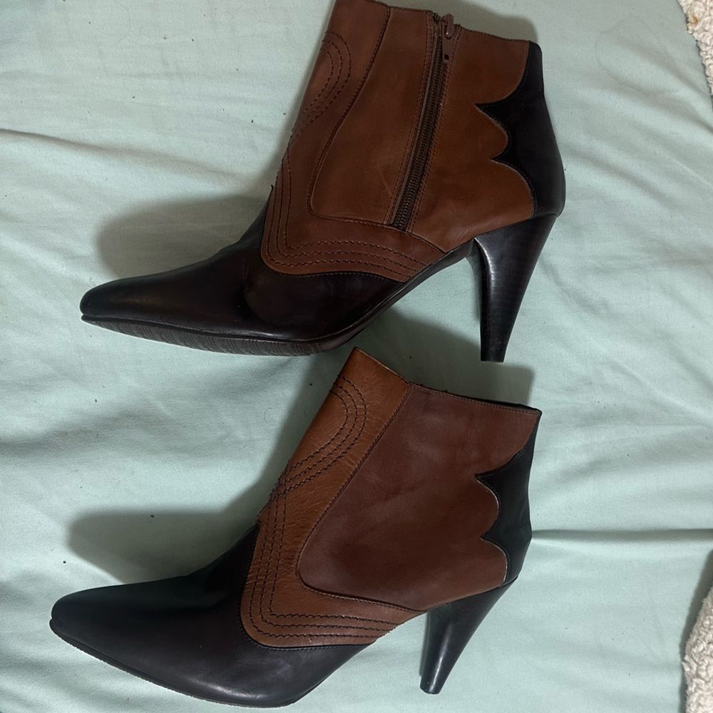 Reba Brown Leather 3.5" Stacked Heels Ankle Booties w/Side Zip western 10